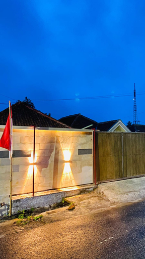 Exterior & Views 3, Raden Hill Villa N Pool, Malang