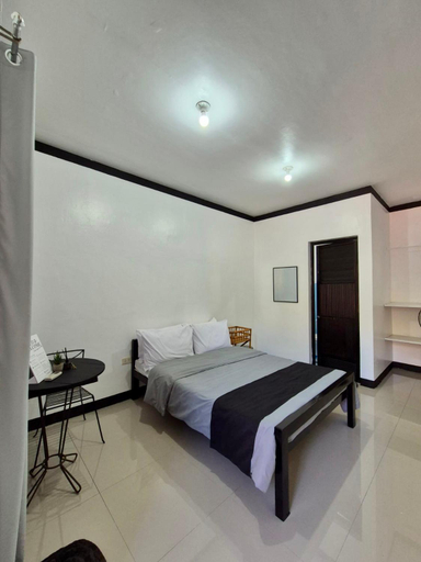 Others 3, Casa Olivia, Coron