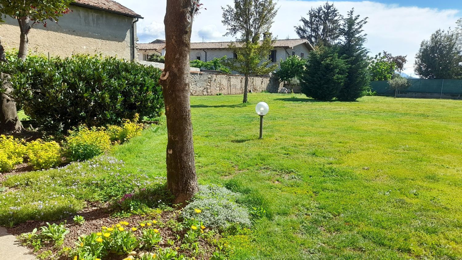 Others 4, La Corte B&B, Brescia