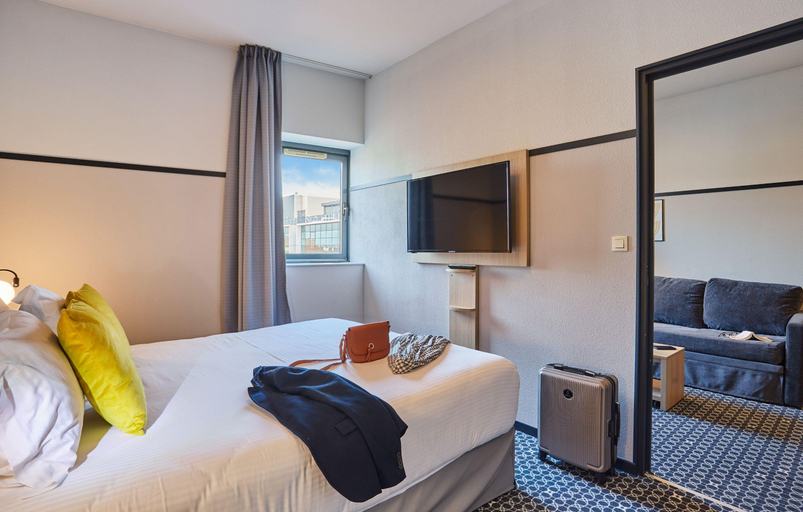 Bedroom 2, Appart'hôtel Odalys City - Bioparc Lyon Est, Rhône