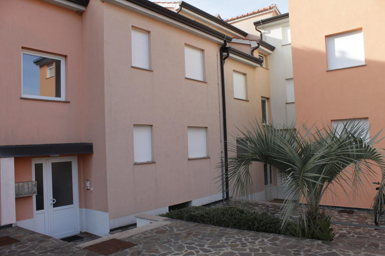 Others 2, 4 Star apartments with sea view in Zambratija, Umag
