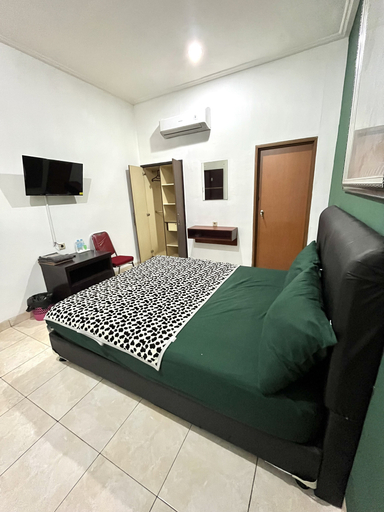 Bedroom 4, M o M Guest House, West Jakarta