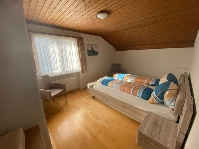 Others 4, Haus Bunten, Sarganserland
