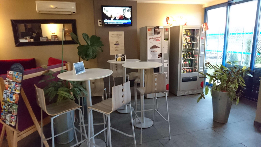 Public Area 3, Kyriad - Toulouse Roques, Haute-Garonne