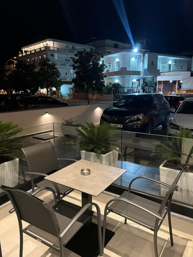 Food & Drinks 5, Adele Hotel Ksamil, Sarandës