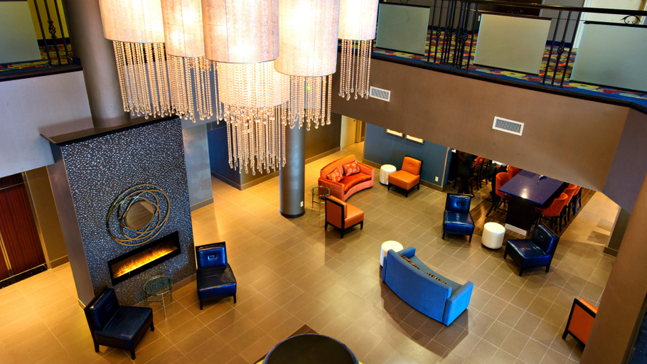 Public Area 2, Holiday Inn & Suites Mississauga West - Meadowvale, Peel