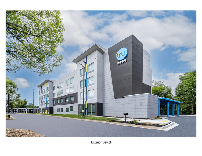 Exterior & Views 1, Tru By Hilton Commerce, Banks