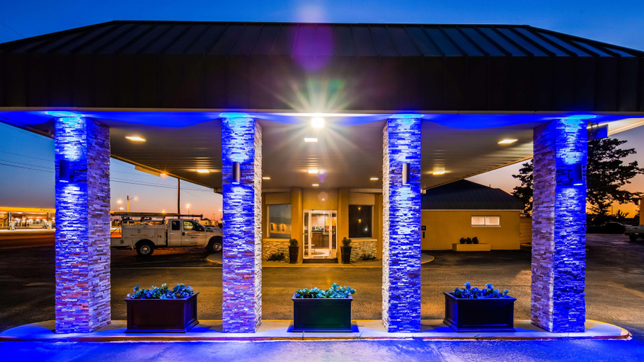 Exterior & Views 2, Best Western Red Carpet Inn, Deaf Smith
