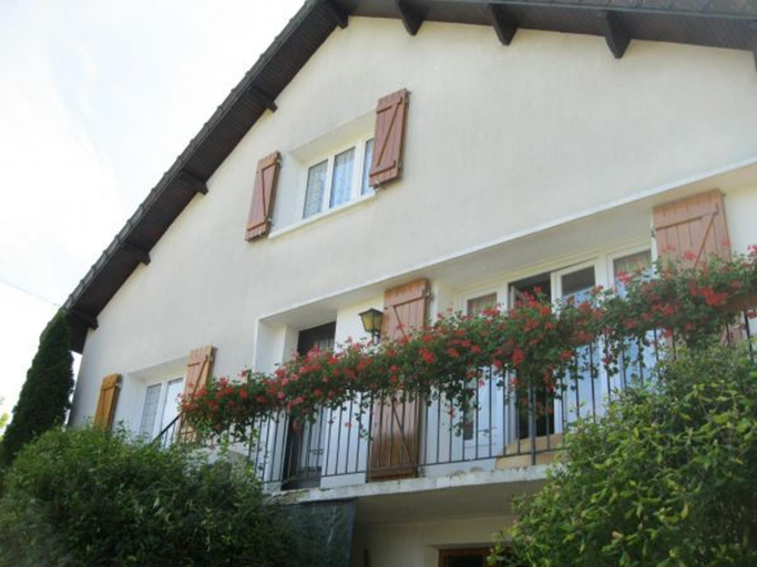 Others 5, Charmant Chalet avec Cheminee et Balcon a Cousances-les-Forges - FR-1-585-123, Meuse