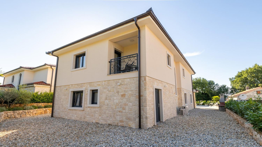 Others 5, Villa Laura, Malinska-Dubašnica