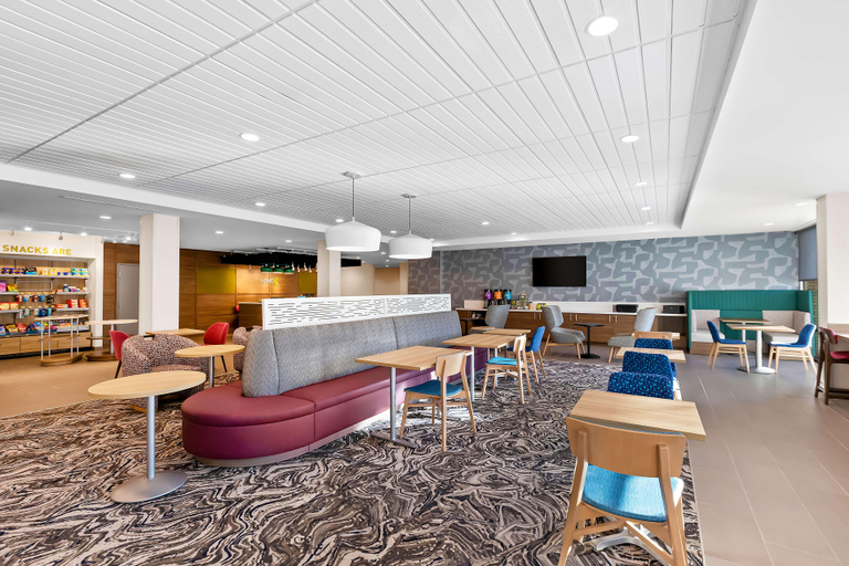 Food & Drinks 5, Home2 Suites By Hilton Hendersonville, Henderson