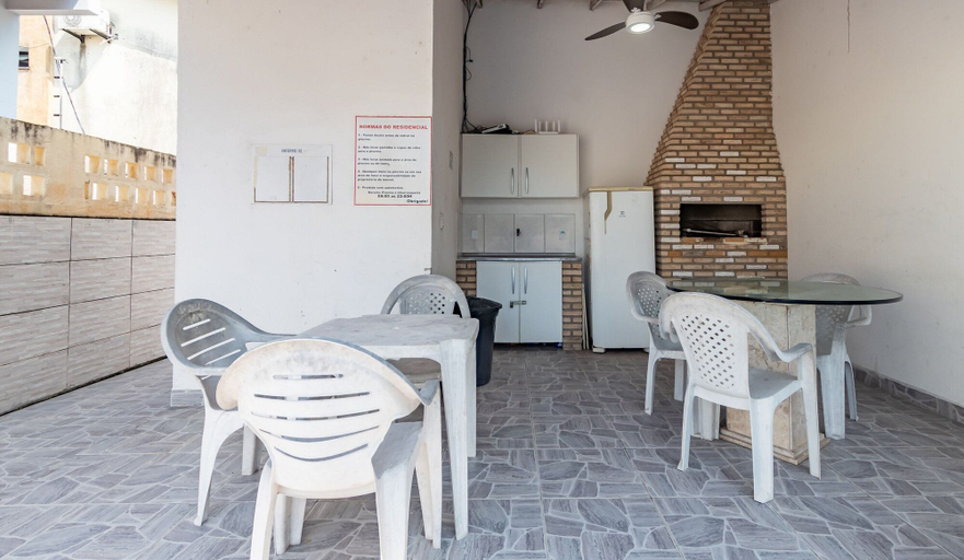 Outdoor dining 4, House With Pool and Barbecue Porto S. - BA Flo001, Porto Seguro