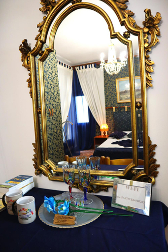 Others 4, VENICE RAINBOW APARTMENT (RIALTO), Venezia