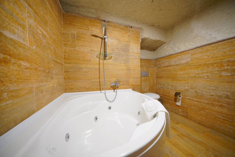 Bathroom 2, Lalezar Cave Hotel, Nevşehir