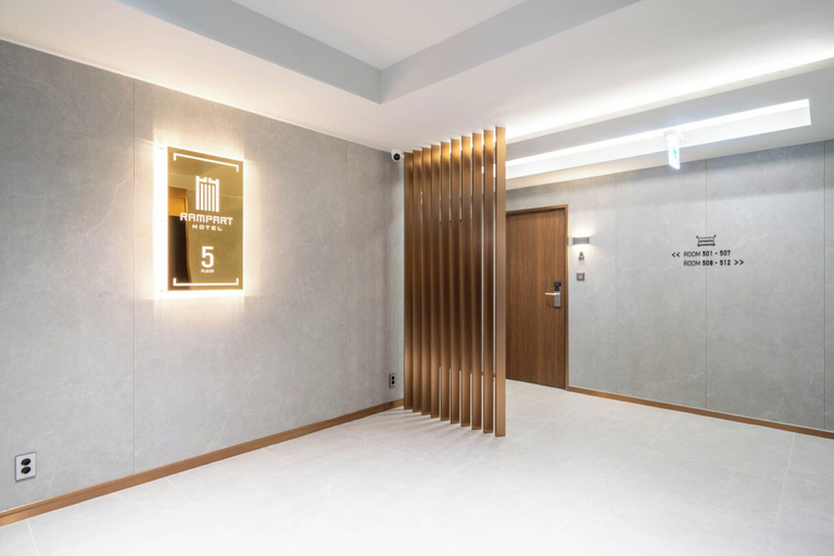Hallway 4, RAMPART HOTEL, Hongseong