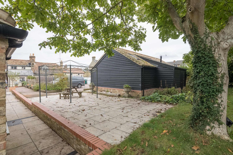 Others 4, King Deluxe Ensuite with Courtyard View - Venn, Cambridgeshire