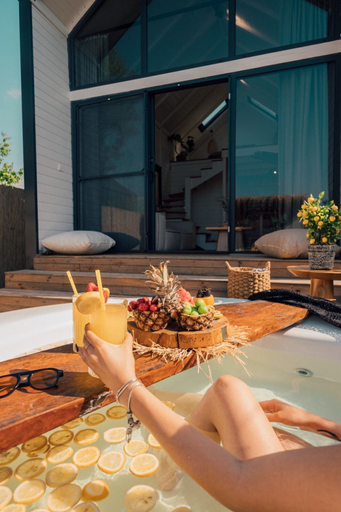Jetted tub 4, Boheme bungalow sapanca, Izmit