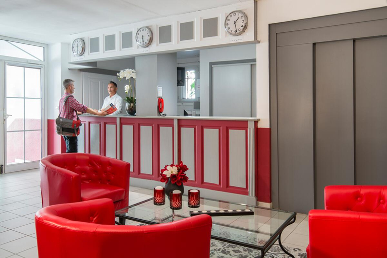 Public Area 2, Hotel du Forum, Vaucluse