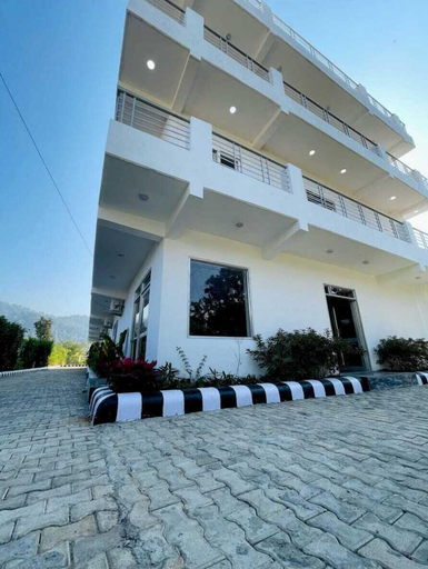 Front of property 2, Dreamland Resort, Nainital