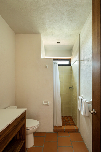 Bathroom 3, HOTEL AURELIA, Cihuatlán