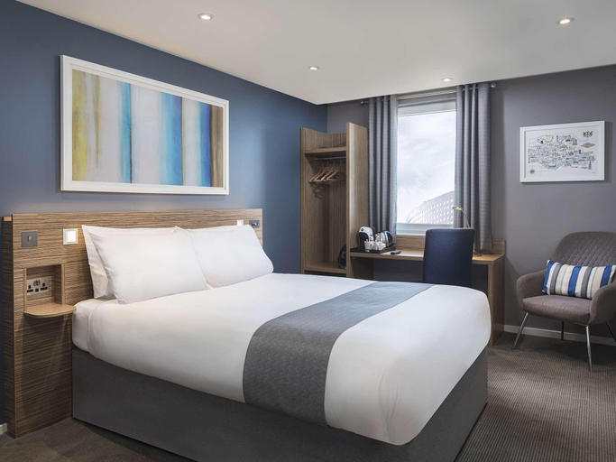 Bedroom 3, Travelodge Winnersh Triangle, Wokingham