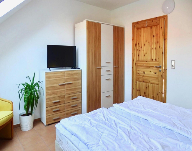 Room 3, Apartment for up to 6 People in Lepels Hof, Vorpommern-Greifswald