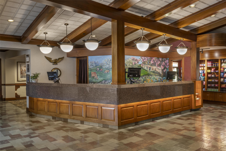 Public Area 2, Best Western Plus The Normandy Inn & Suites, Hennepin