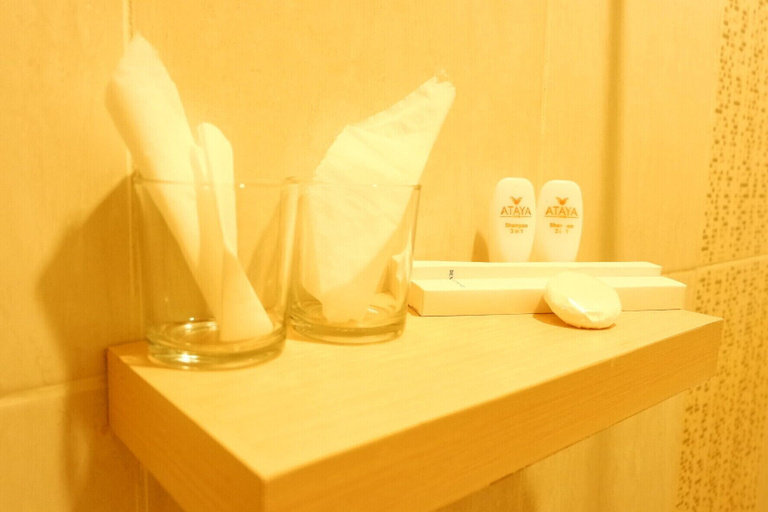 Bathroom amenities, Ataya Hotel, Boyolali