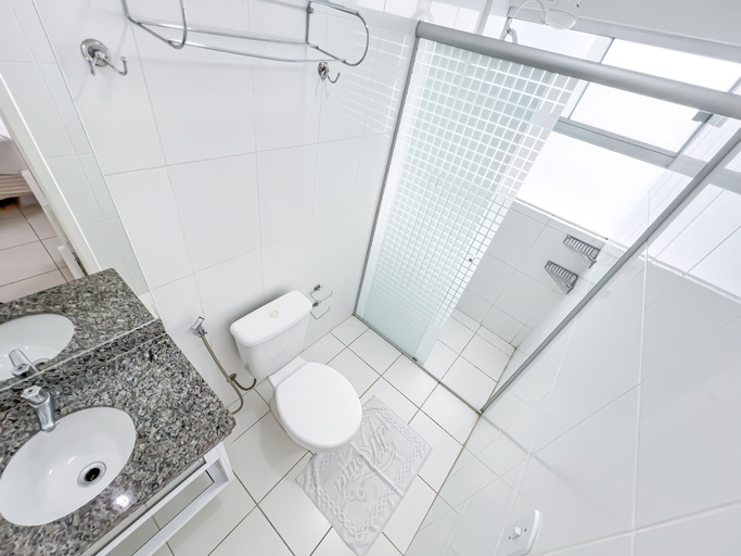 Bathroom 5, DiRoma Lacqua I - Direto com o Grupo DiRoma - acesso ao Acqua Park com café da manhã, Caldas Novas