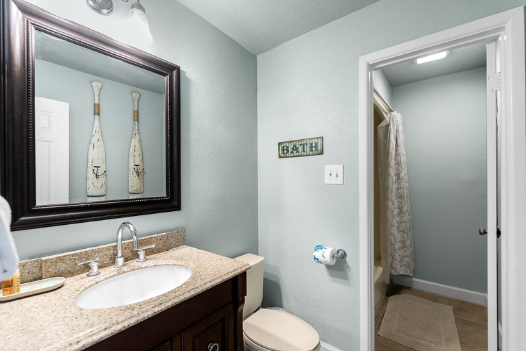Bathroom 3, Spinnaker 317 - Waterfront/boat Slip!, Nueces
