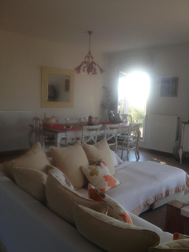 Others 3, Beautiful Villa for 10 - Private Pool, Attica