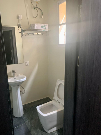 Bathroom 4, Palazzo Dumont Hotel, Eti-Osa