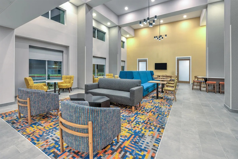 Public Area 3, Hampton Inn & Suites Little Rock Airport, Pulaski