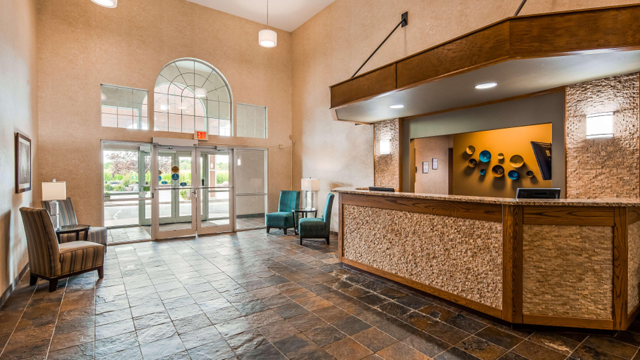 Public Area 2, Best Western Wittenberg Inn, Shawano