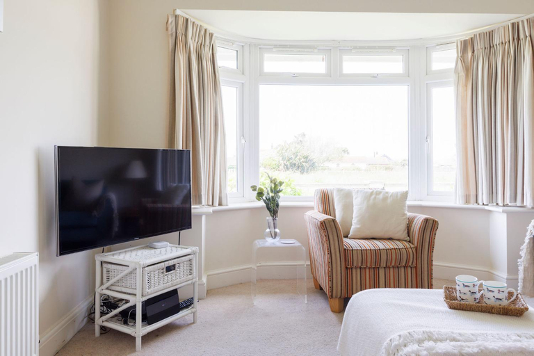 Others 2, Seaside detached 4bd home nr shops Parking Garden, West Sussex