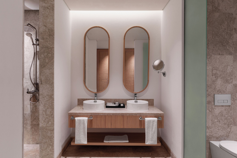 Bathroom 4, The Club by Fanar, Taqah
