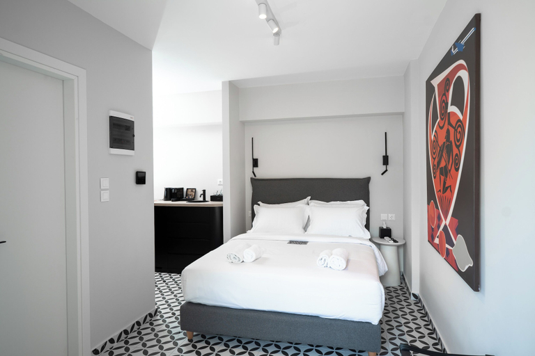 Bedroom 5, Vision Lavraga, Attica