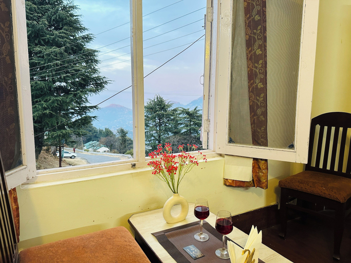 Others 5, Hotel Eagle Nest Central Heated, Chamba