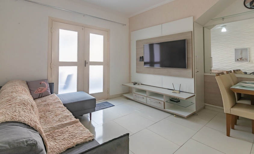 Living area, House With Pool and Barbecue Porto S. - BA Flo001, Porto Seguro