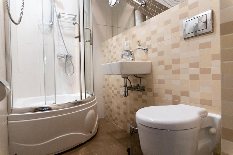 Bathroom 2, Hanse, Gur'evskiy rayon