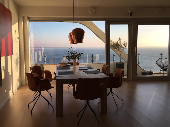 Others 4, Unique Ocean View Apartment (Aarhus OE, centre) , Århus