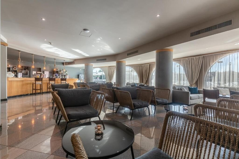Bar (on property), The Navigator - Solaqua, Albufeira