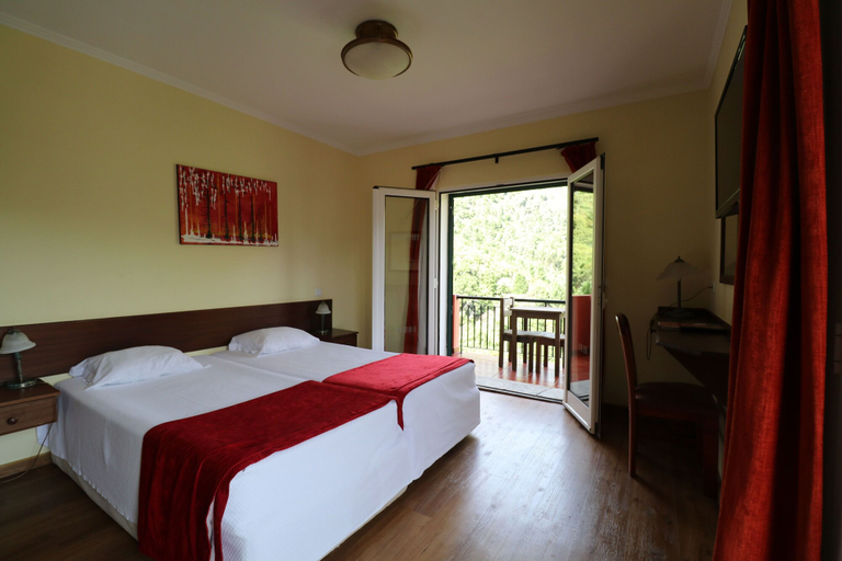 Bedroom 3, Valley View Hotel Encumeada, Ribeira Brava
