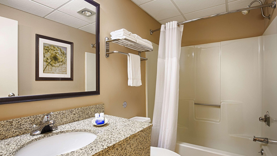 Bedroom 3, Best Western Plus Steeplegate Inn, Scott