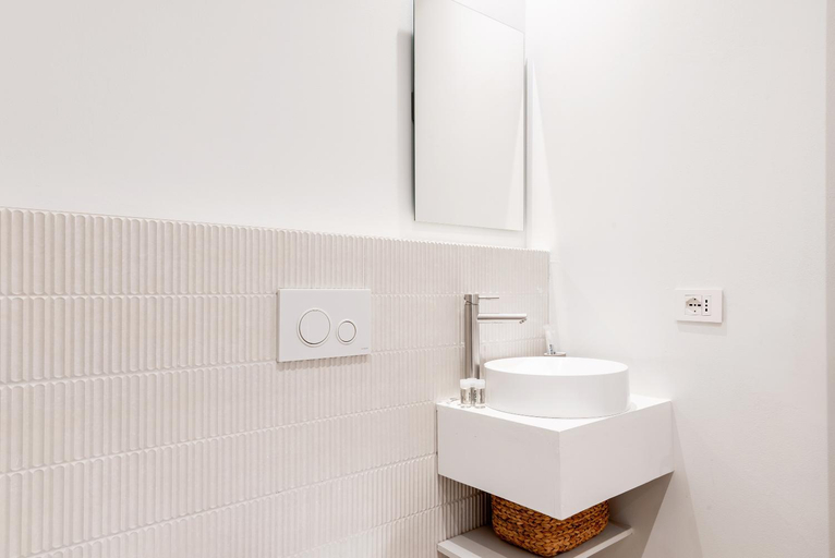 Bathroom 3, easyhomes-City Centre Suites, Milano
