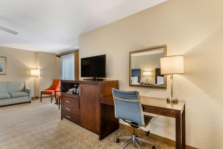 Bedroom 3, Best Western Plus Monterey Inn, Monterey