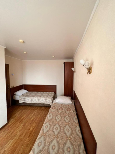 Others 3, Chernomor Hotel, Gelendzhik gorsovet