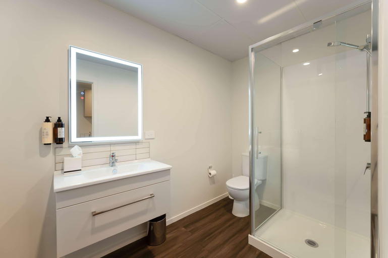 Bedroom 2, La Quinta by Wyndham Remarkables Park Queenstown, Queenstown-Lakes