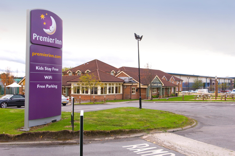 Exterior & Views 2, Premier Inn Warrington - A49/M62 J9, Warrington