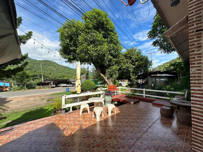 Public Area 1, Suriyan Villa, Si Sawat